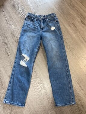 Hollister Distressed Straight-Leg Jeans in Medium Blue